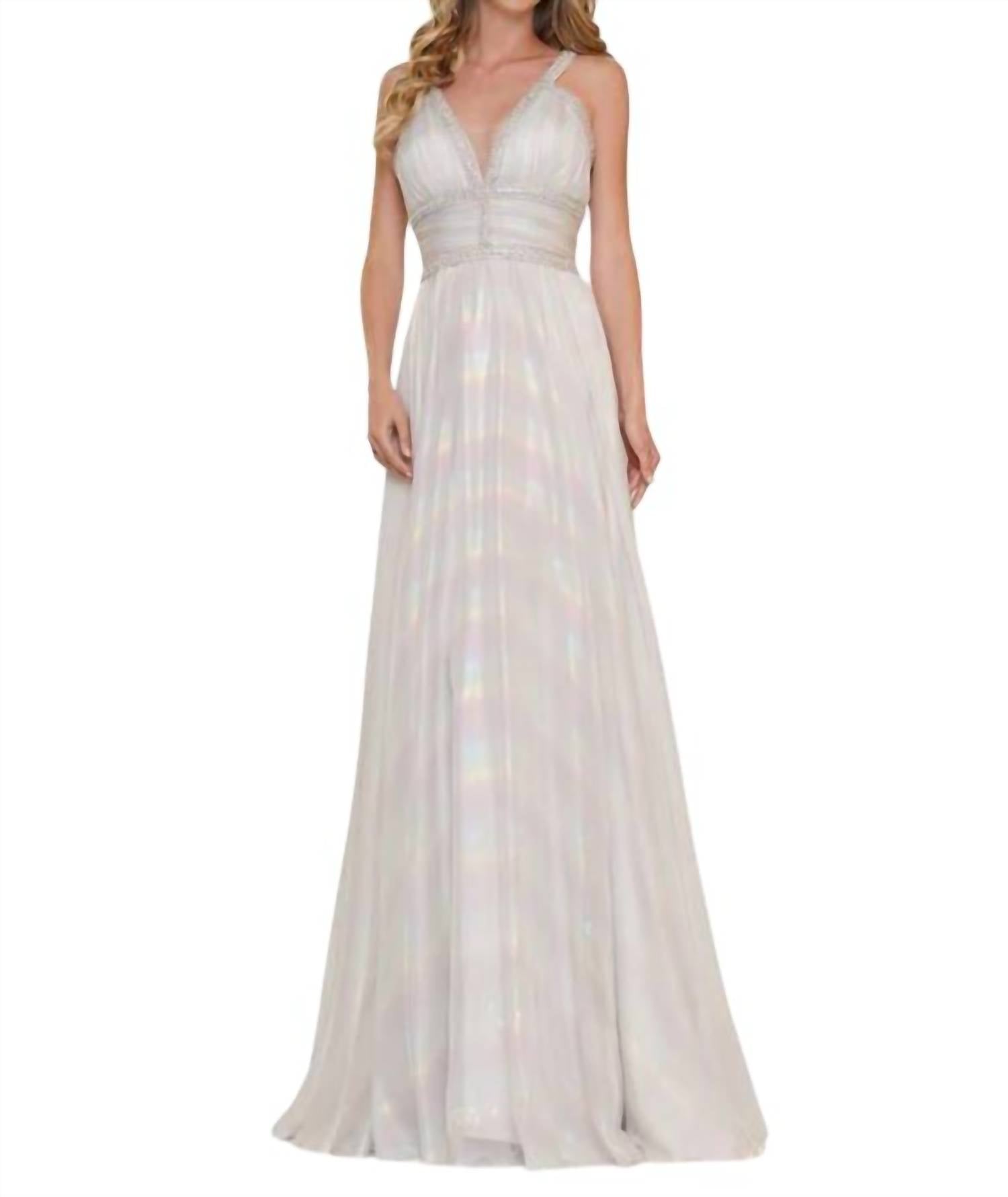 Длинное нарядное платье для выпускного вечера из шифона с пайетками в оттенке айвори COLORS DRESS, кремовый
Длинное нарядное платье для выпускного вечера из шифона с пайетками в оттенке айвори COLORS DRESS, кремовый