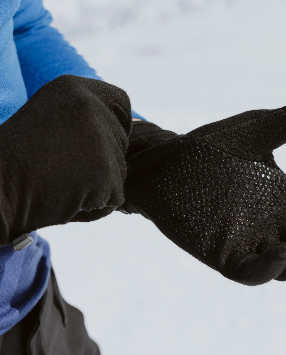 Перчатки U Quantum унисекс ICEBREAKER, черный
Перчатки U Quantum унисекс ICEBREAKER, черный