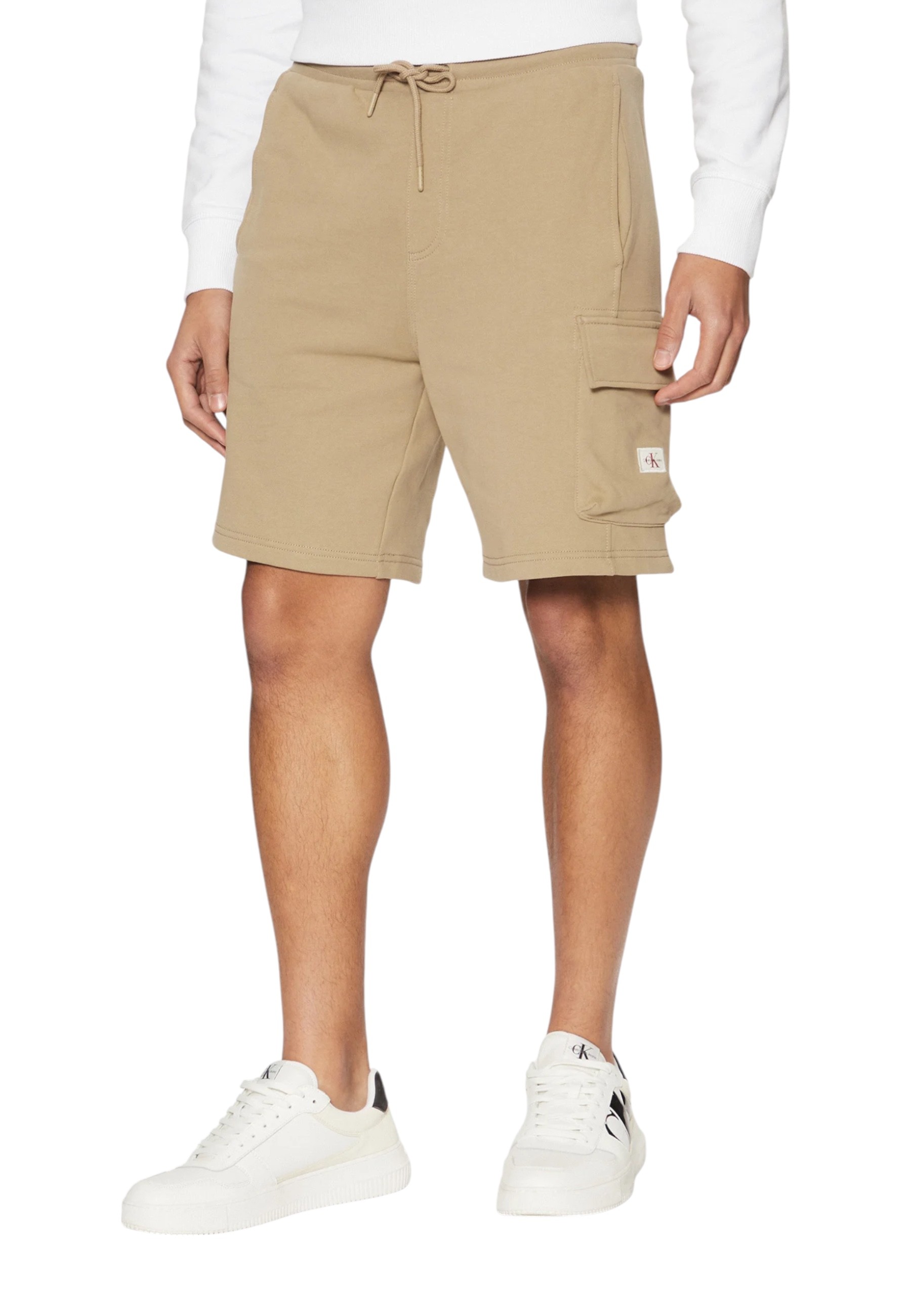 Шорты Calvin Klein Jeans, бежевый
Шорты Calvin Klein Jeans, бежевый