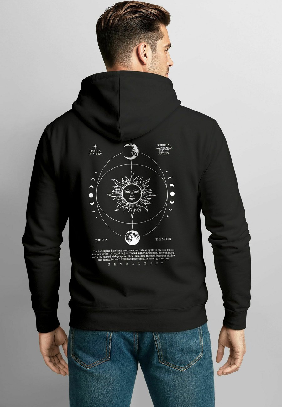 Худи Neverless BACKPRINT SUN MOON , Schwarz/Anthracite
Худи Neverless BACKPRINT SUN MOON , Schwarz/Anthracite