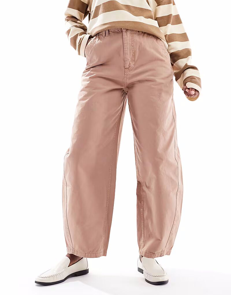 Брюки-бочонки коричневого цвета с потертостями Asos Design
Брюки-бочонки коричневого цвета с потертостями Asos Design