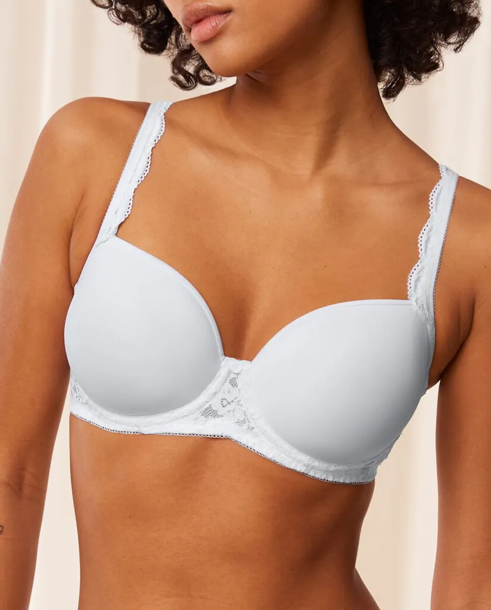 Базовый бюстгальтер на косточках и объемной пене Triumph, белый
Базовый бюстгальтер на косточках и объемной пене Triumph, белый