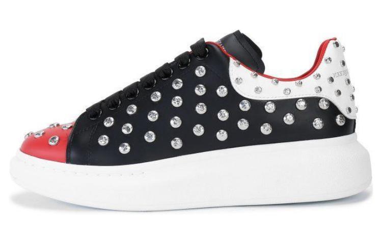 Оверсайз Мужские Черно-Красные Скейтерские Кроссовки Alexander McQueen
Оверсайз Мужские Черно-Красные Скейтерские Кроссовки Alexander McQueen