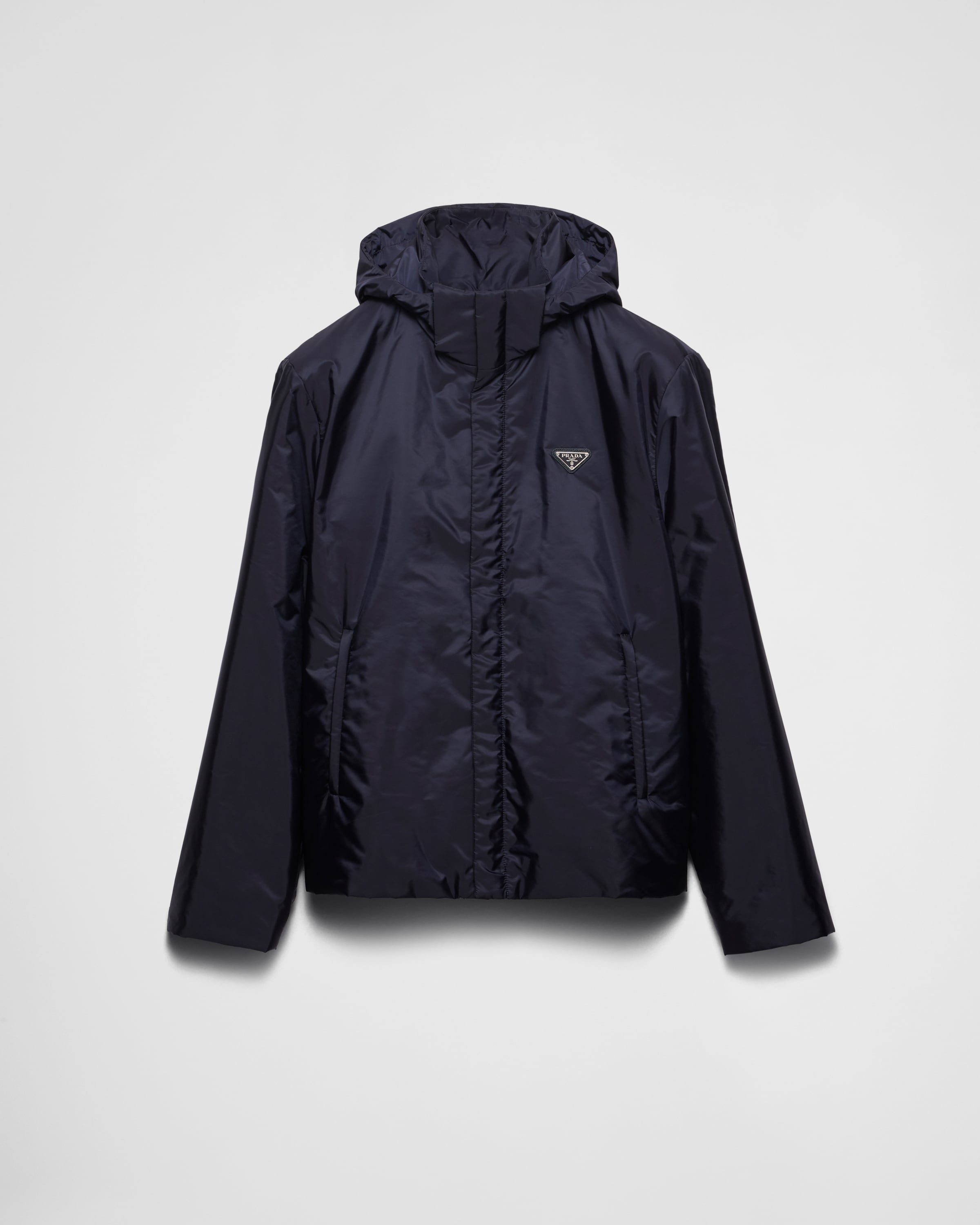 Куртка из переработанного нейлона Prada, синий
Куртка из переработанного нейлона Prada, синий