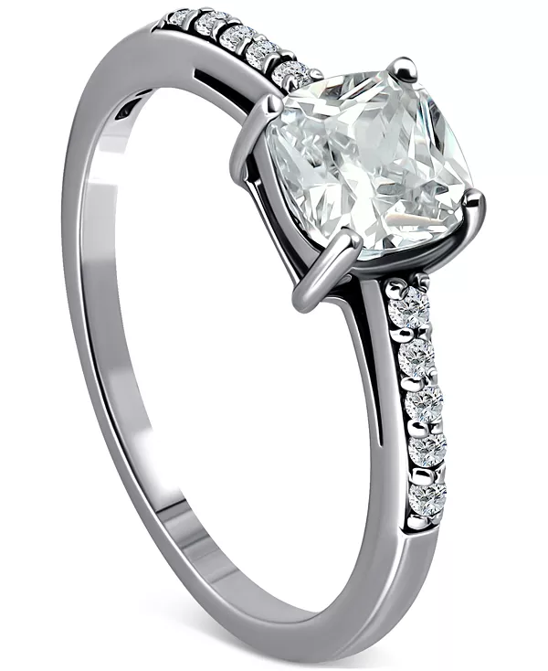 Кольцо с кубическим цирконием огранки «кушон» и паве, эксклюзивно в Macy's Giani Bernini, silver
Кольцо с кубическим цирконием огранки «кушон» и паве, эксклюзивно в Macy's Giani Bernini, silver