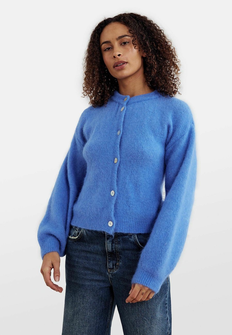 Кардиган Noella KAE, Dove Blue/Blue
Кардиган Noella KAE, Dove Blue/Blue
