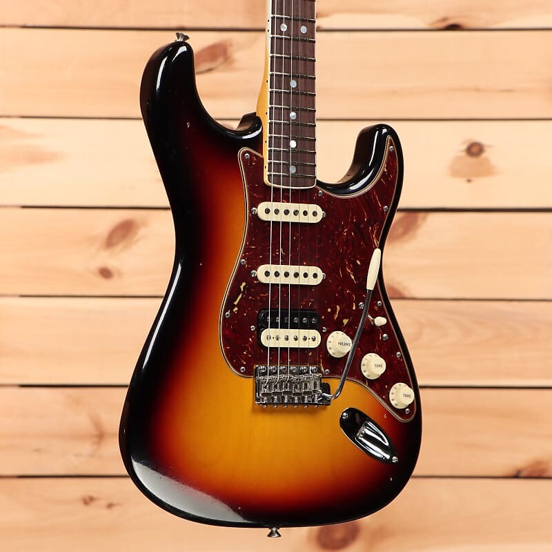 Электрогитара Fender Custom Shop Limited 1967 HSS Stratocaster Journeyman Relic - 3 Color Sunburst - CZ567532 - PLEK'd
Электрогитара Fender Custom Shop Limited 1967 HSS Stratocaster Journeyman Relic - 3 Color Sunburst - CZ567532 - PLEK'd