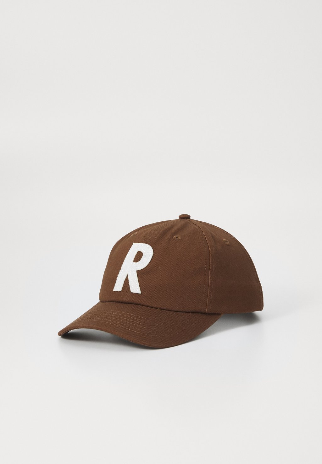 Бейсболка R UNISEX ReCap, коричневый
Бейсболка R UNISEX ReCap, коричневый