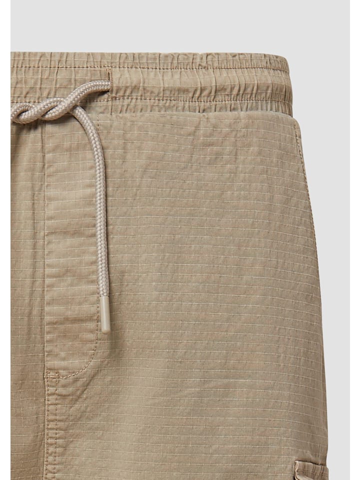 Тканевые шорты QS, бежевый
Тканевые шорты QS, бежевый