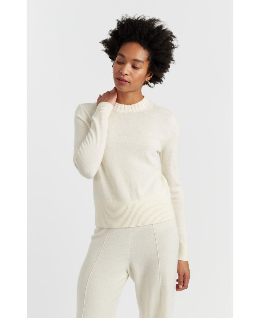 Укороченный спортивный свитер для женщин из шерсти и кашемира Chinti & Parker, Cream
Укороченный спортивный свитер для женщин из шерсти и кашемира Chinti & Parker, Cream