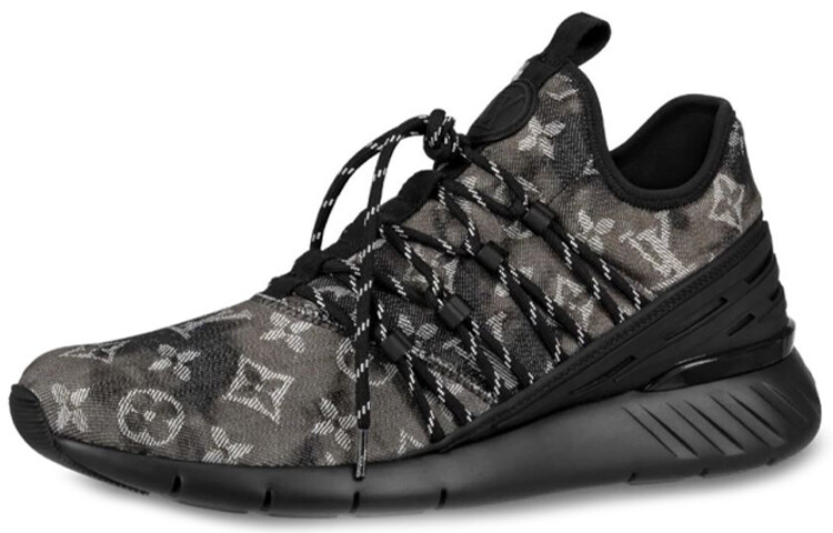 Кроссовки Louis Vuitton Fastlane Lifestyle, черный/серый
Кроссовки Louis Vuitton Fastlane Lifestyle, черный/серый