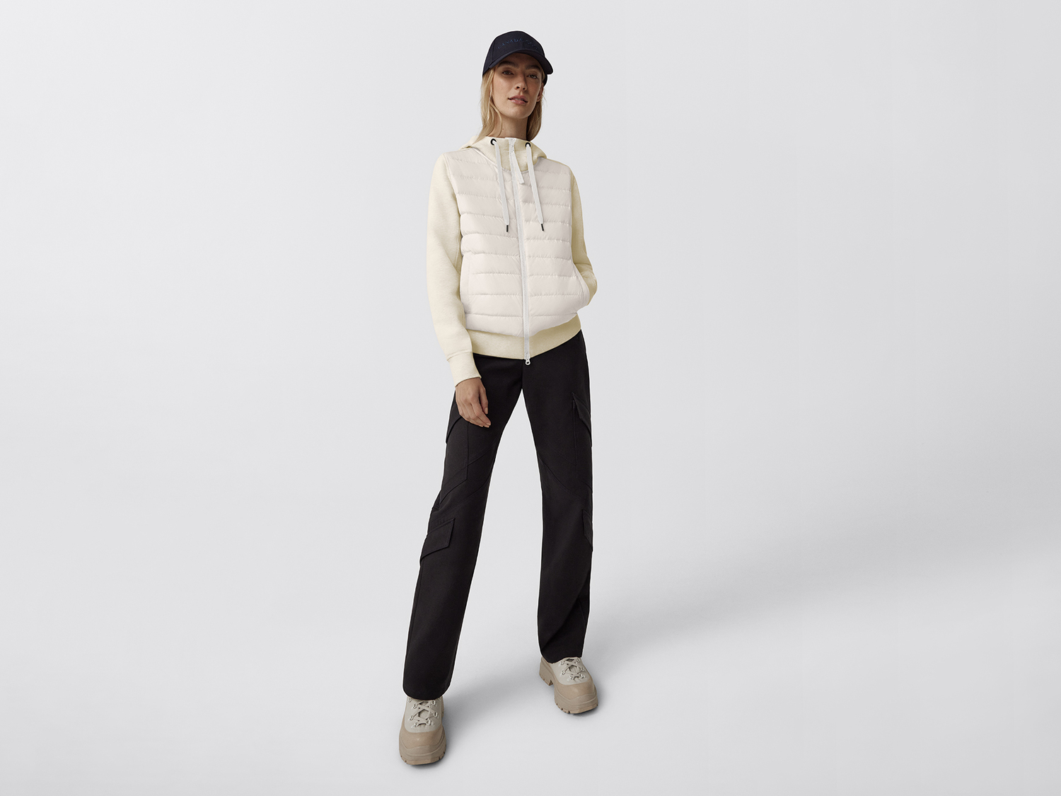 Худи Canada Goose HyBridge Muskoka Full-Zip, North Star White 
Худи Canada Goose HyBridge Muskoka Full-Zip, North Star White