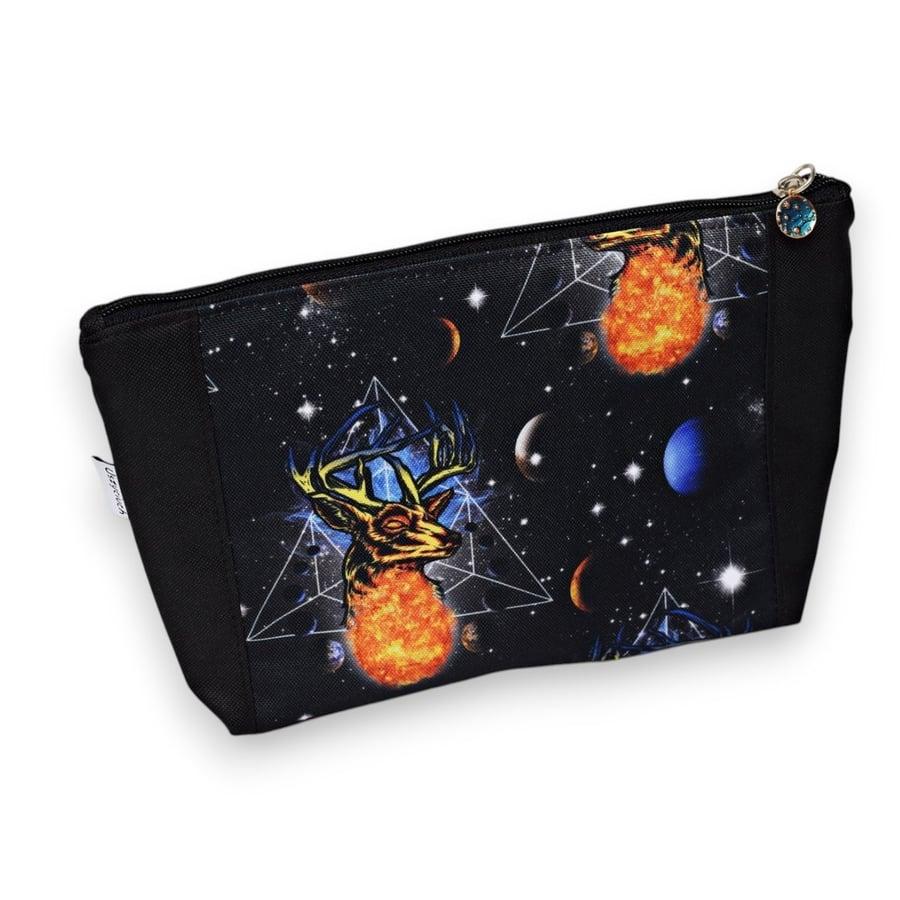 Женская косметичка, сумка-органайзер, чехол, сумка, космос, олень Uszyciuch
Женская косметичка, сумка-органайзер, чехол, сумка, космос, олень Uszyciuch