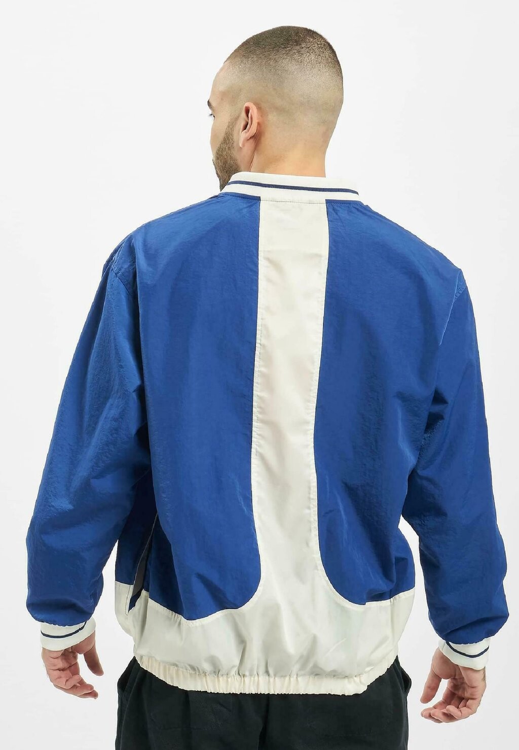 Толстовка HUDDLE CREWNECK DEF, синий
Толстовка HUDDLE CREWNECK DEF, синий