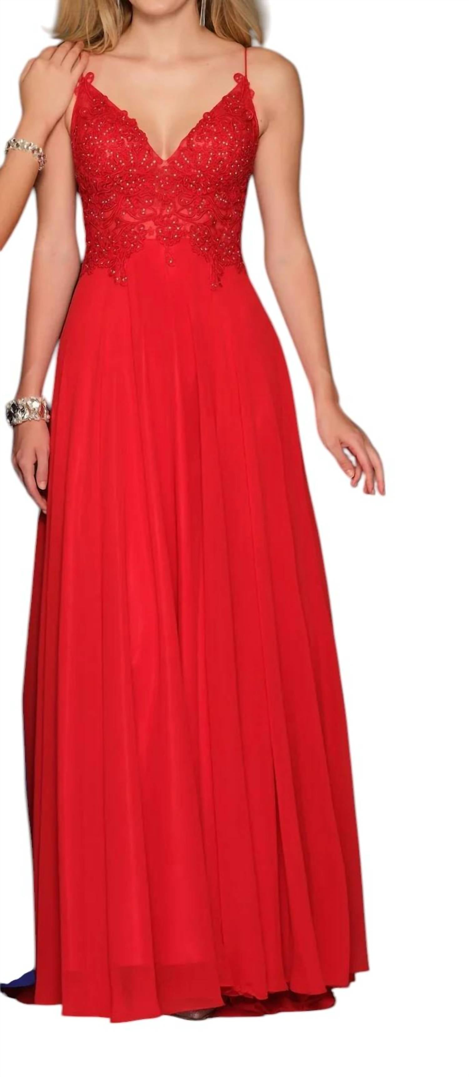 Легкое красное платье для выпускного с V-образным вырезом Dave & Johnny
Легкое красное платье для выпускного с V-образным вырезом Dave & Johnny