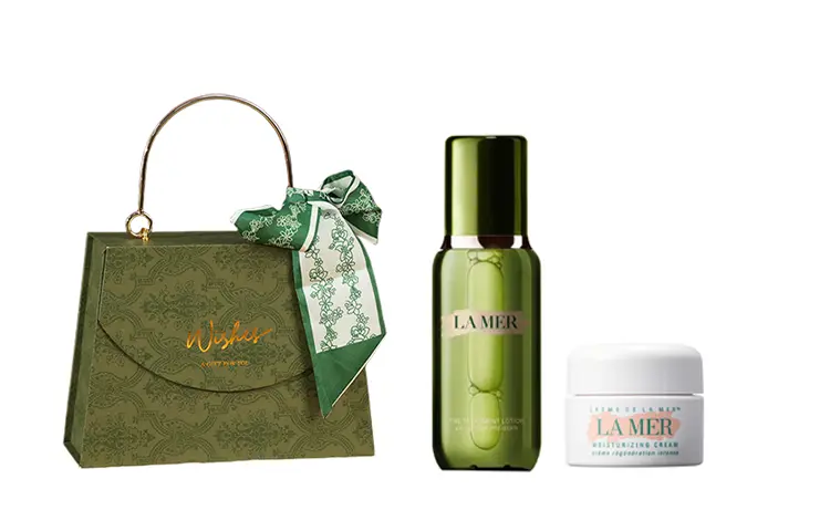 Наборы для ухода за кожей Unisex LA MER
Наборы для ухода за кожей Unisex LA MER