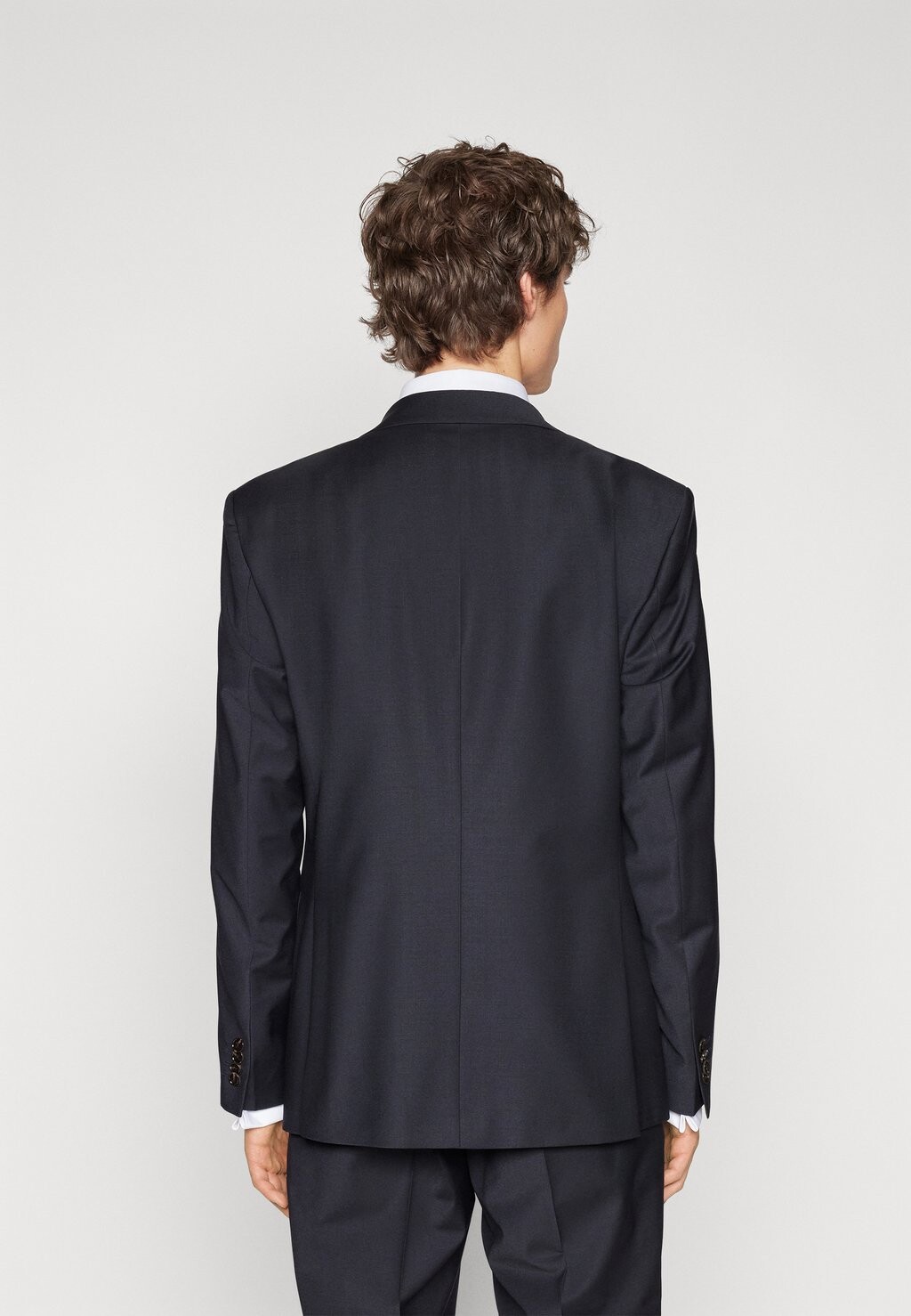 Пиджак-блейзер FINCH JOOP!, темно-синий
Пиджак-блейзер FINCH JOOP!, темно-синий