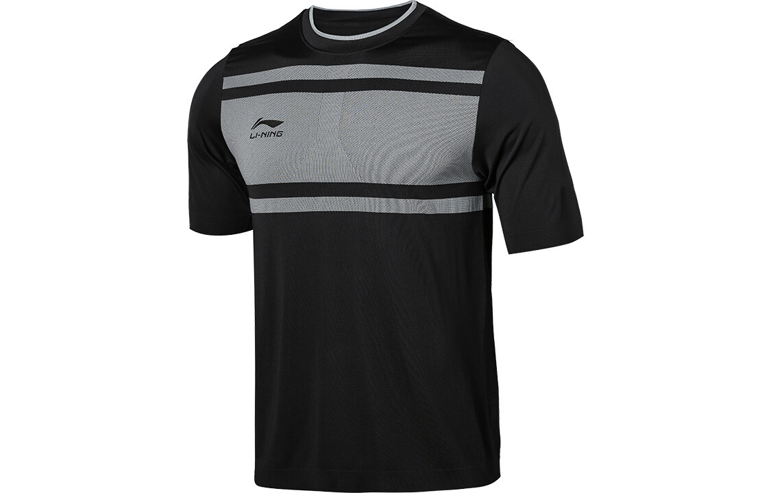 Футбольная майка мужская черная Lining, черный
Футбольная майка мужская черная Lining, черный