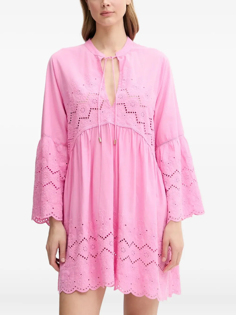 Платье с вышивкой в виде люверсов и расклешенными рукавами Melissa Odabash, розовый
Платье с вышивкой в виде люверсов и расклешенными рукавами Melissa Odabash, розовый