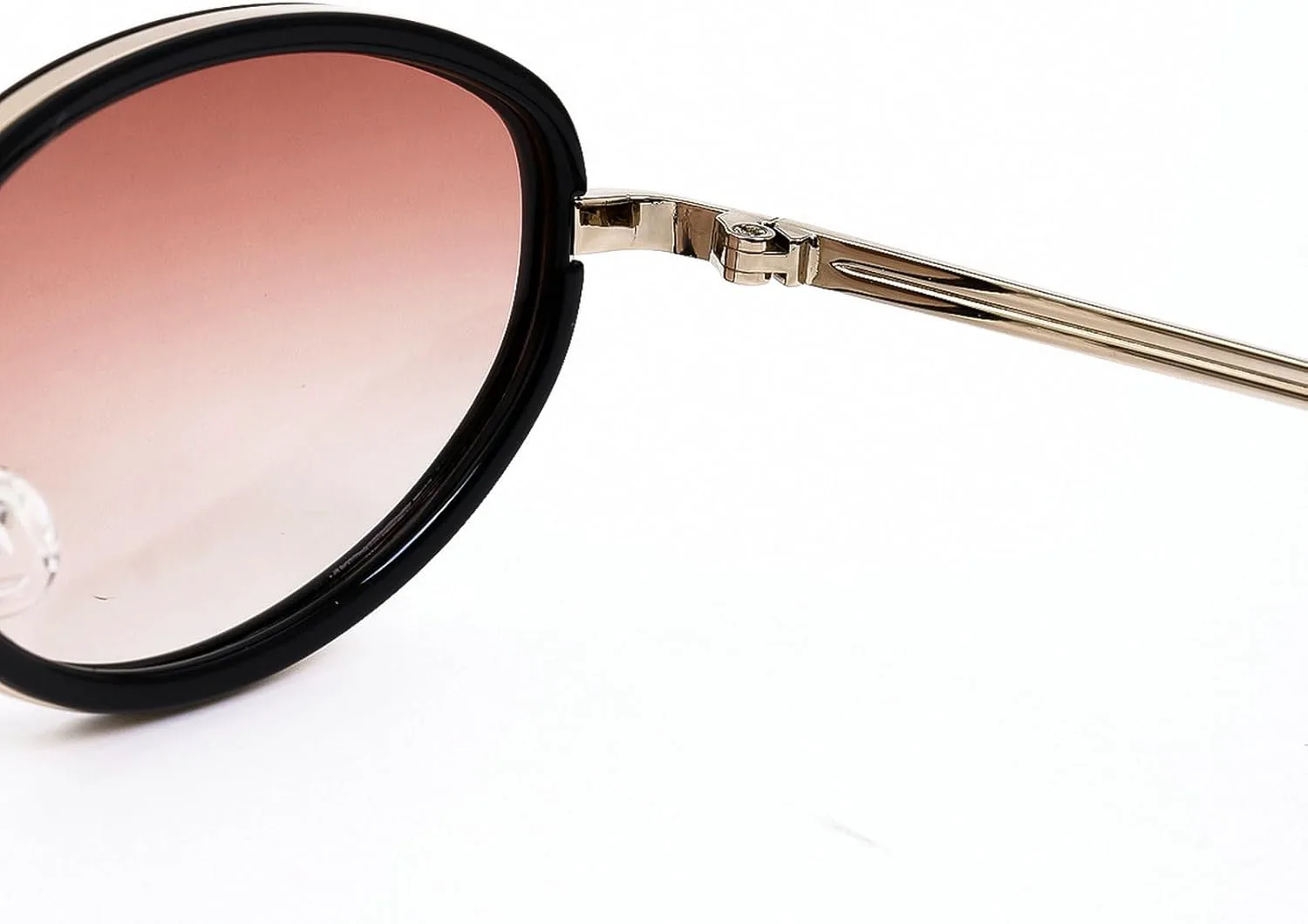 Ретро-солнцезащитные очки овальной формы для женщин и мужчин в винтажном стиле 90-х, модные металлические солнцезащитные очки с градиентными линзами mincl, C4
Ретро-солнцезащитные очки овальной формы для женщин и мужчин в винтажном стиле 90-х, модные металлические солнцезащитные очки с градиентными линзами mincl, C4