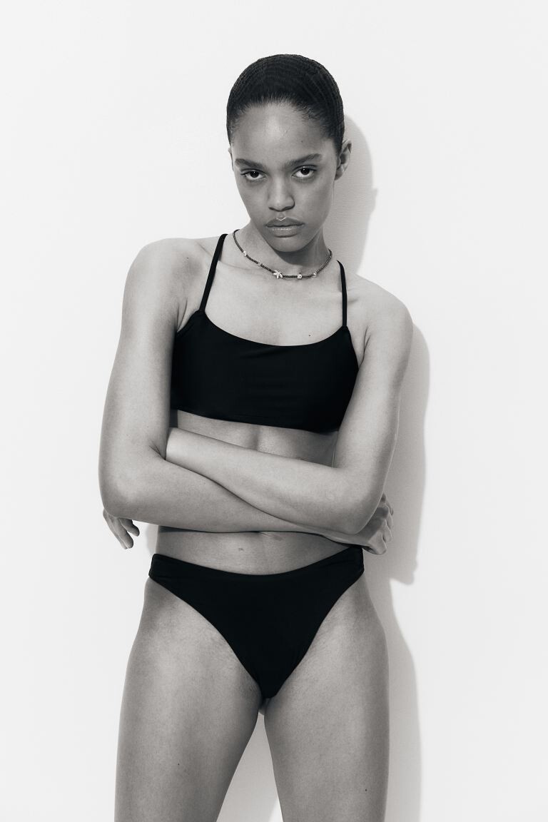 Топ бикини с завязками H&M, черный
Топ бикини с завязками H&M, черный