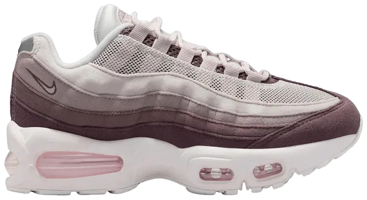Кроссовки Nike Air Max 95 GS, мультиколор
Кроссовки Nike Air Max 95 GS, мультиколор