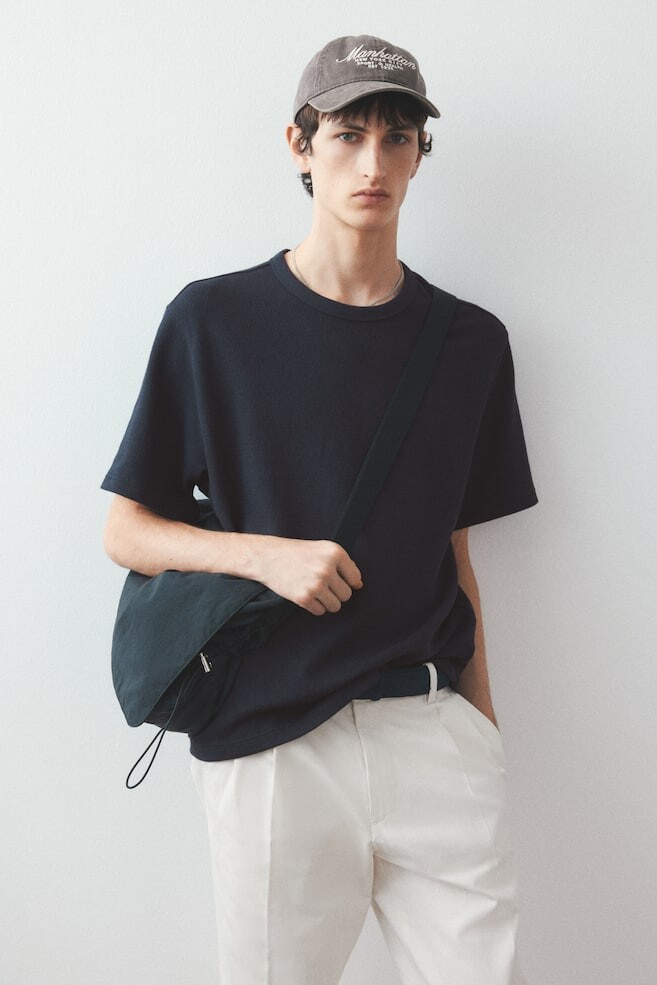 Футболка с вафельной структурой, прямого кроя H&M, синий
Футболка с вафельной структурой, прямого кроя H&M, синий