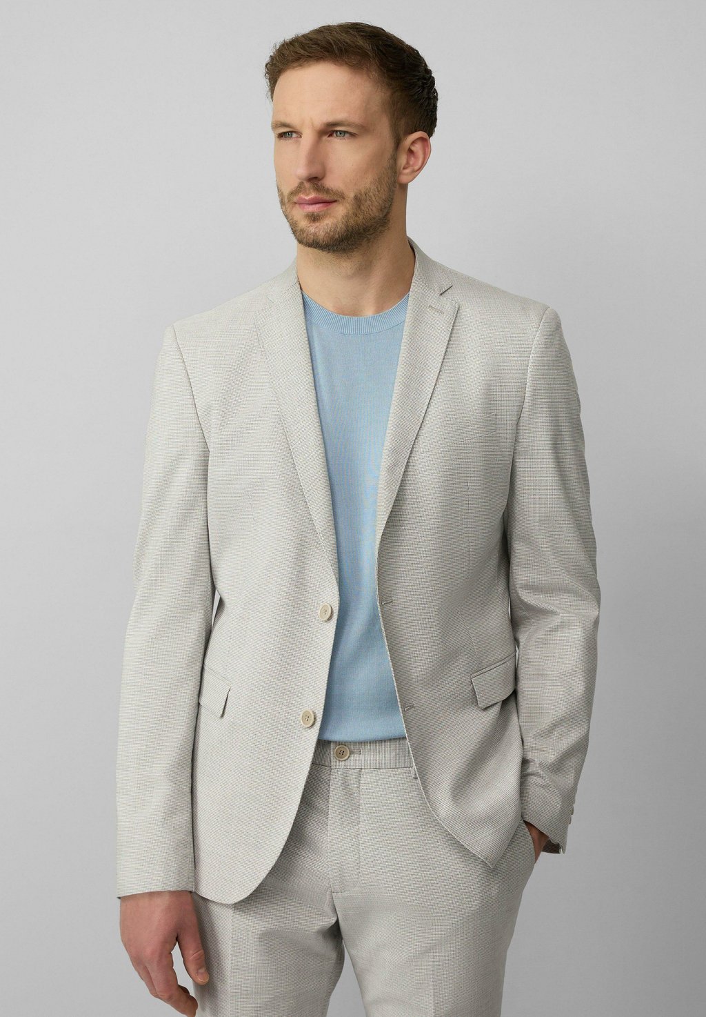 Пиджак-блейзер KARIERTEM s.Oliver BLACK LABEL, светло-серый
Пиджак-блейзер KARIERTEM s.Oliver BLACK LABEL, светло-серый