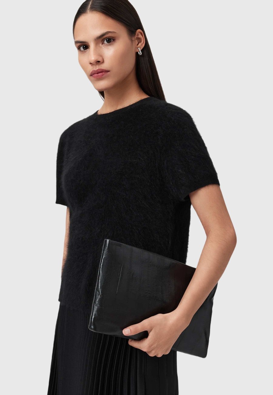 Клатч AllSaints BETTINA, Black
Клатч AllSaints BETTINA, Black