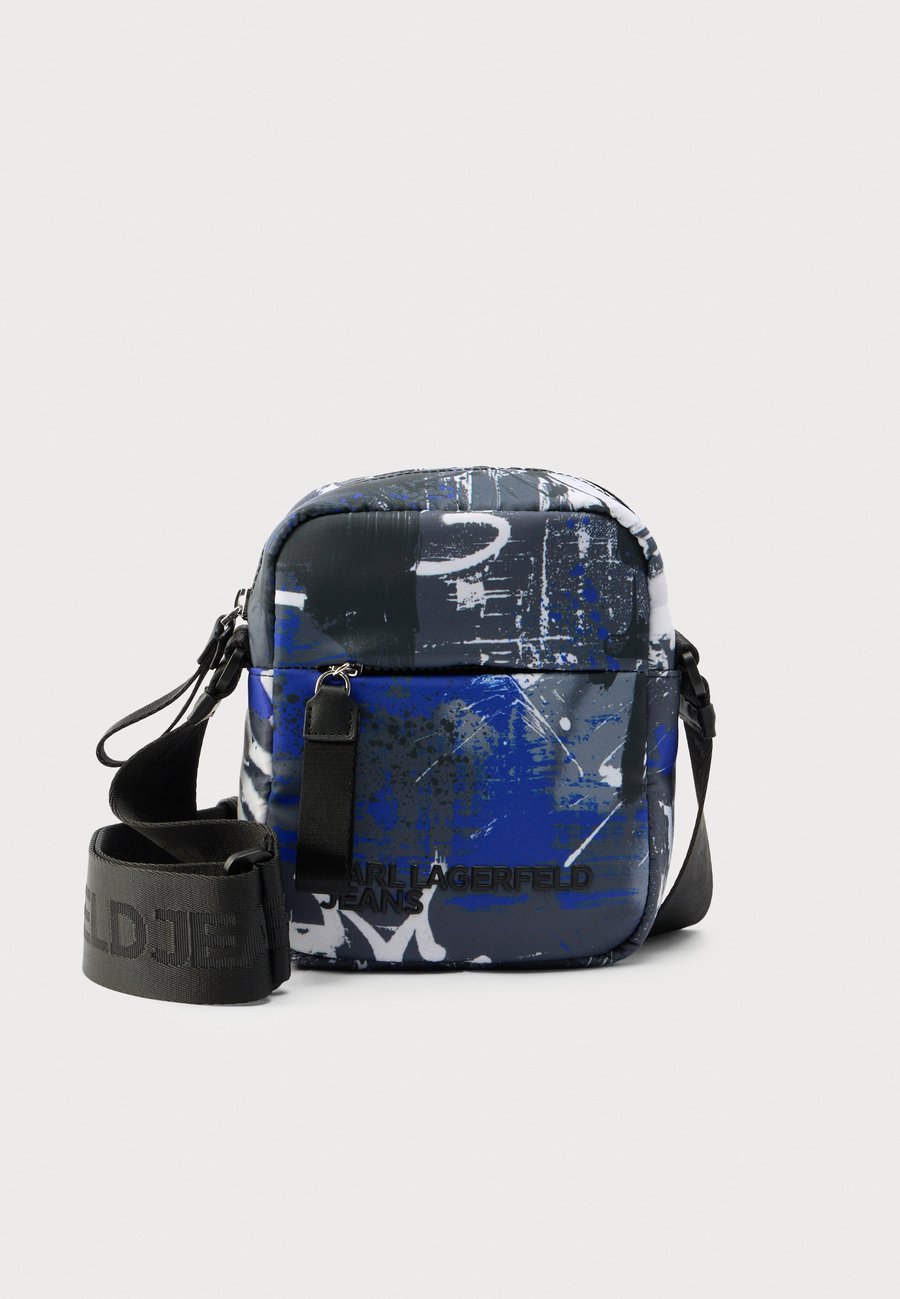 Сумка кросс-боди Karl Lagerfeld Jeans Cross body bag, Blue
Сумка кросс-боди Karl Lagerfeld Jeans Cross body bag, Blue