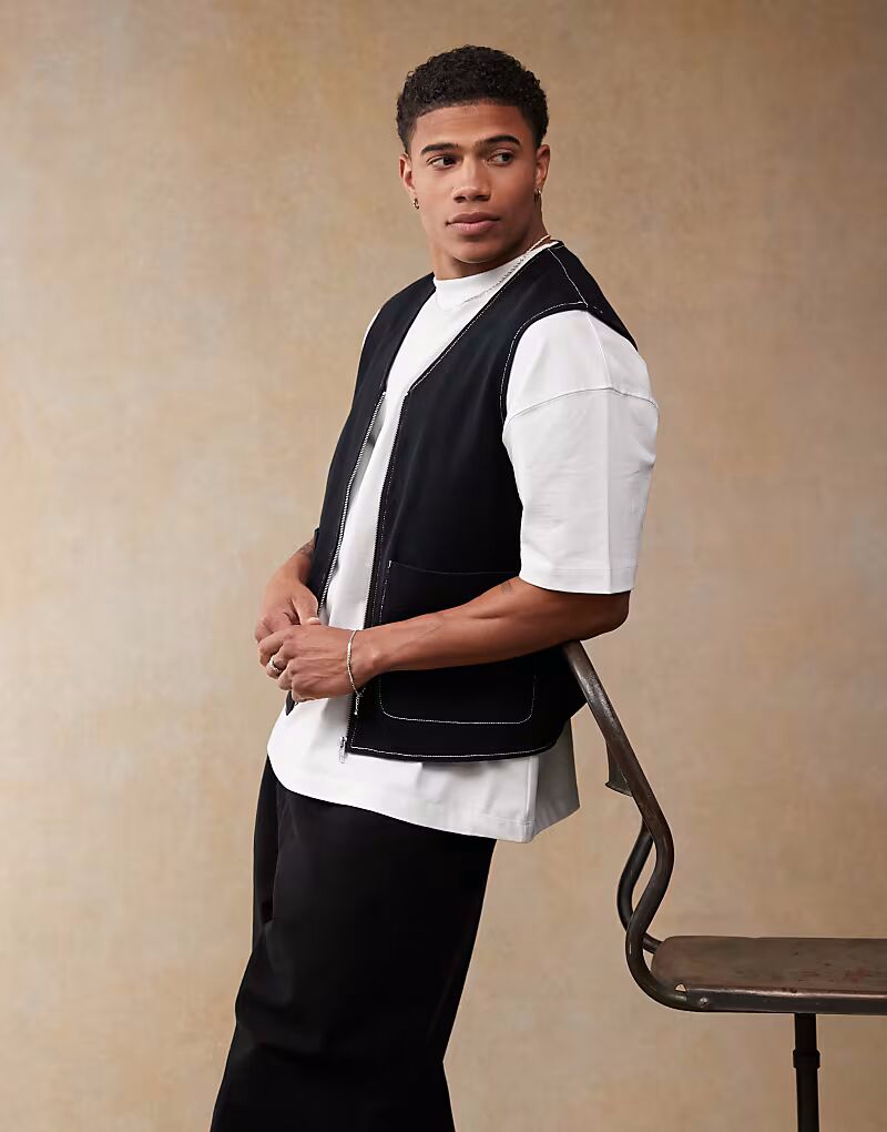 Жилет ASOS DESIGN в утилитарном стиле с контрастной строчкой черного цвета, Черный, Жилет ASOS DESIGN в утилитарном стиле с контрастной строчкой черного цвета
Жилет ASOS DESIGN в утилитарном стиле с контрастной строчкой черного цвета, Черный, Жилет ASOS DESIGN в утилитарном стиле с контрастной строчкой черного цвета