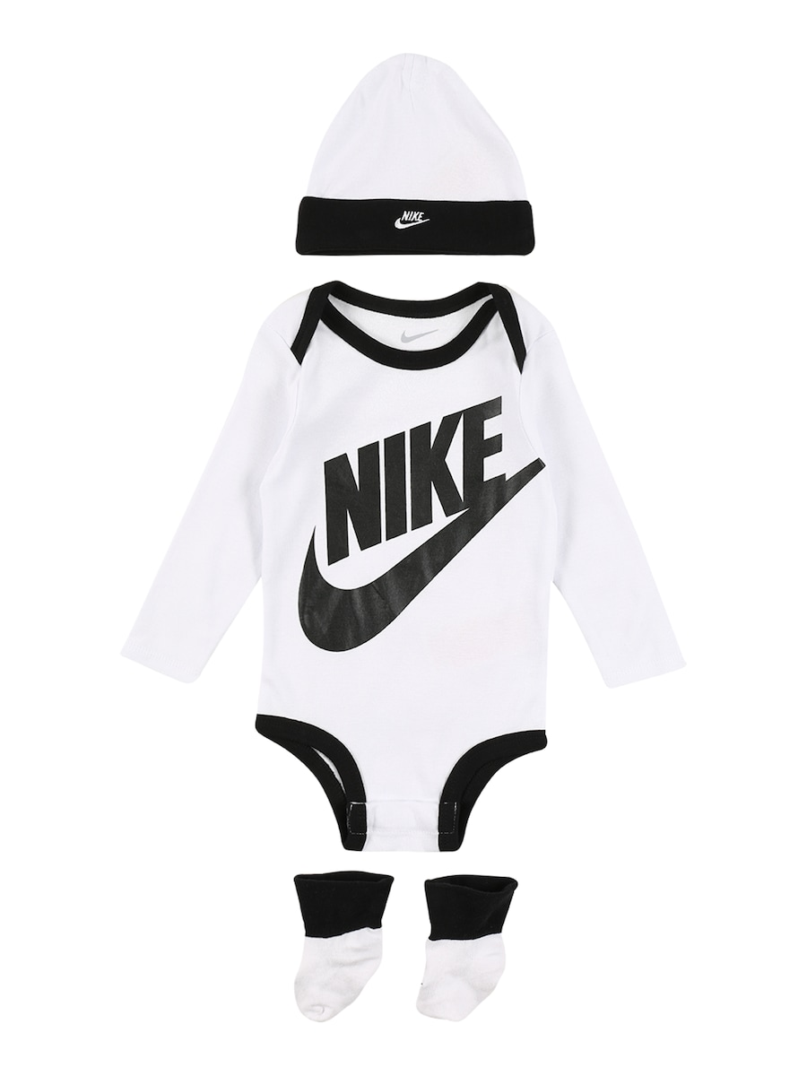 Набор Nike Sportswear FUTURA, белый
Набор Nike Sportswear FUTURA, белый