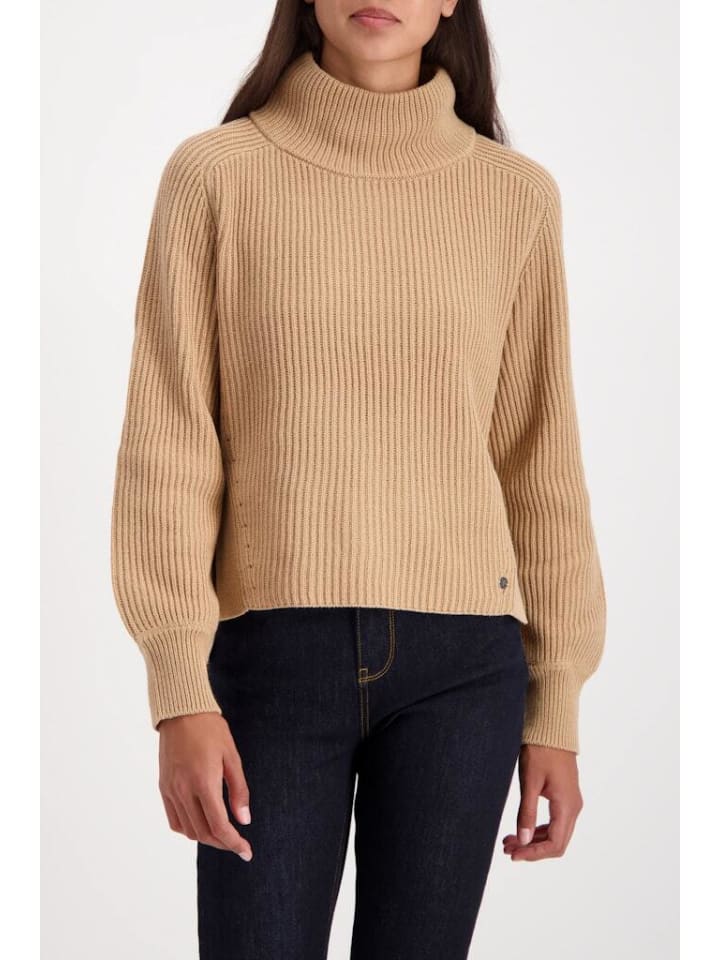 Свитер коньячного цвета monari
Свитер коньячного цвета monari