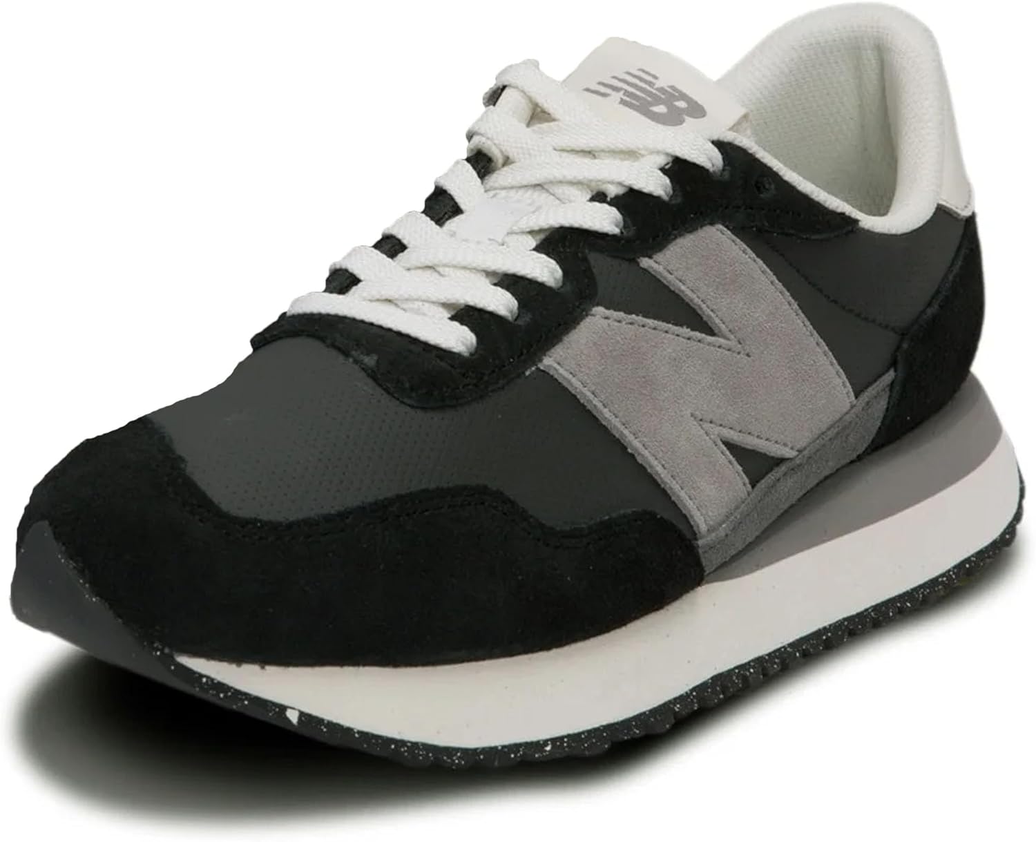 Мужские кроссовки New Balance 237 V1, Black/Moonbeam
Мужские кроссовки New Balance 237 V1, Black/Moonbeam