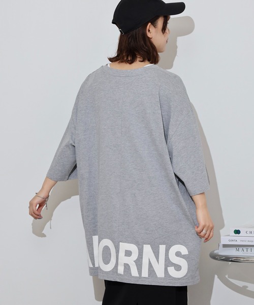 Футболка оверсайз с принтом спереди и сзади AtONE
Футболка оверсайз с принтом спереди и сзади AtONE