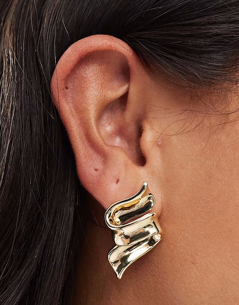 Серьги Swirl из золота Pieces
Серьги Swirl из золота Pieces