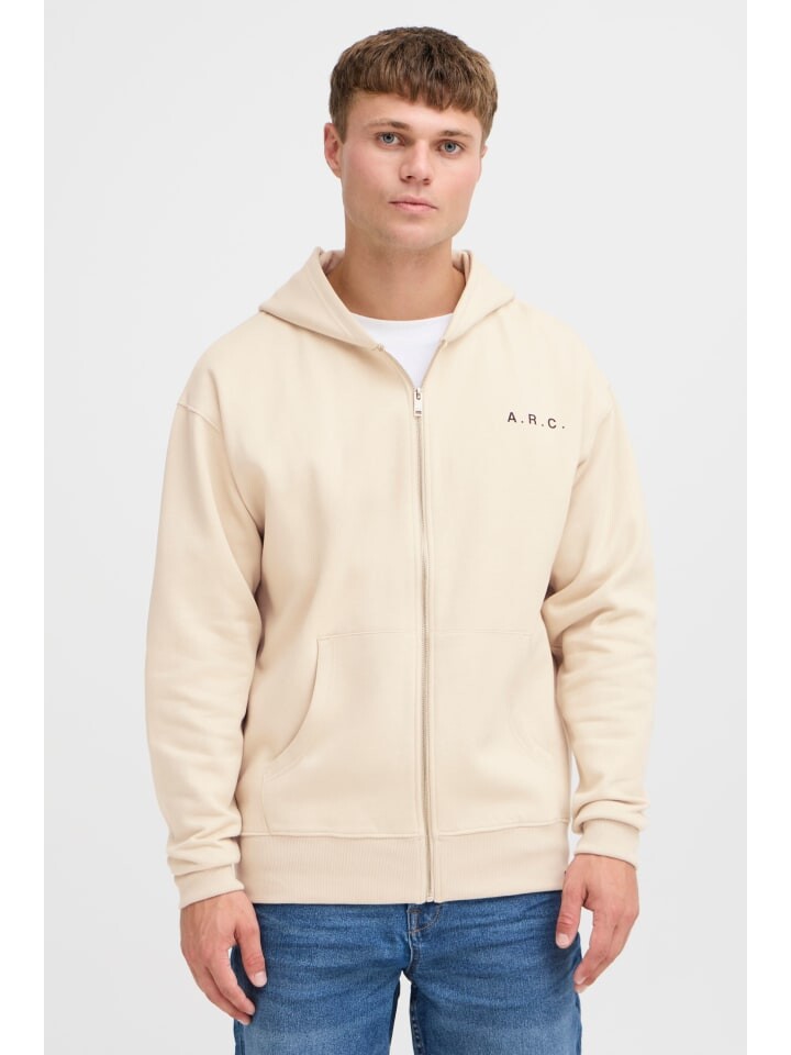 Спортивная куртка !SOLID Sweatjacke SDHENNE 21301160ME lässige Kapuzensweatjacke mit Backprint, бежевый
Спортивная куртка !SOLID Sweatjacke SDHENNE 21301160ME lässige Kapuzensweatjacke mit Backprint, бежевый