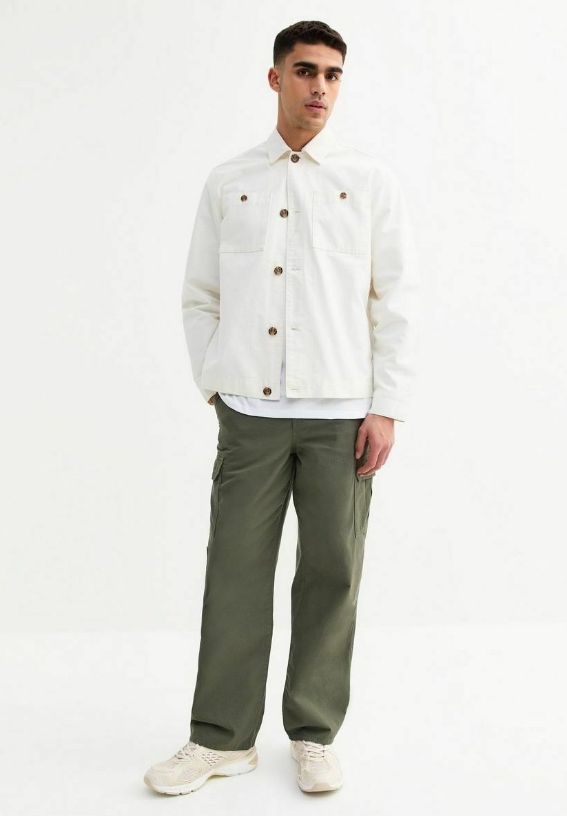 Брюки карго New Look, хаки
Брюки карго New Look, хаки