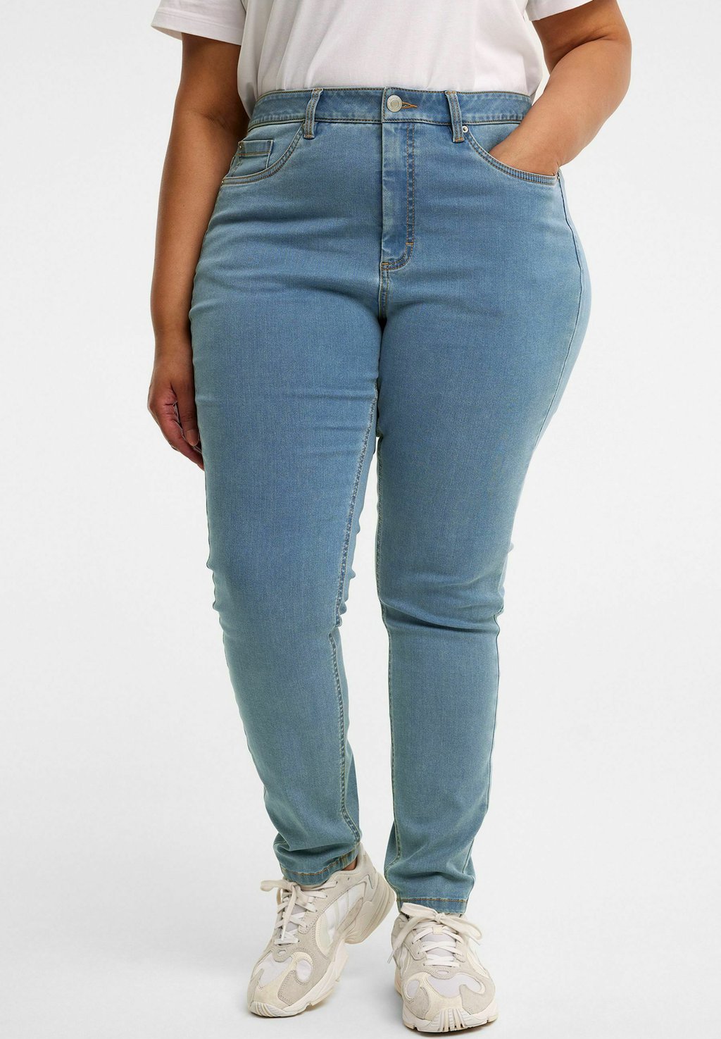 Джинсы облегающего кроя EBBA XLNT by Kappahl, светло-голубой
Джинсы облегающего кроя EBBA XLNT by Kappahl, светло-голубой