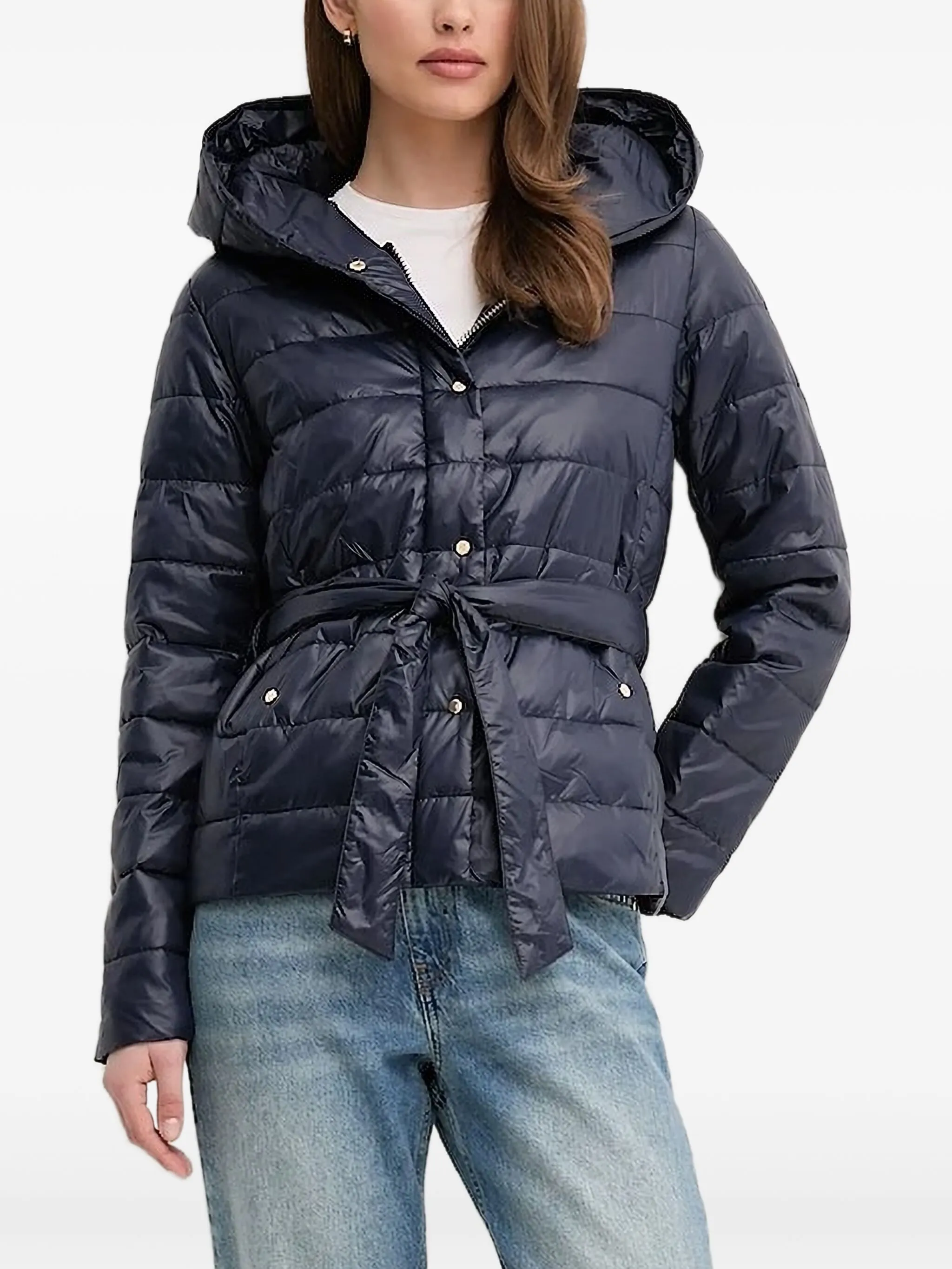 Пуховик с капюшоном и поясом Sisley, синий
Пуховик с капюшоном и поясом Sisley, синий