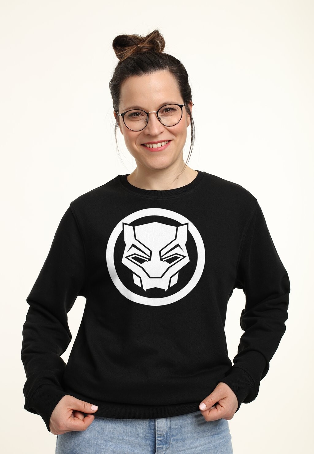 Толстовка MARVEL BLACK PANTHER: WAKANDA FOREVER BLACK PANTHER SIGIL CLEAR Marvel, черный
Толстовка MARVEL BLACK PANTHER: WAKANDA FOREVER BLACK PANTHER SIGIL CLEAR Marvel, черный