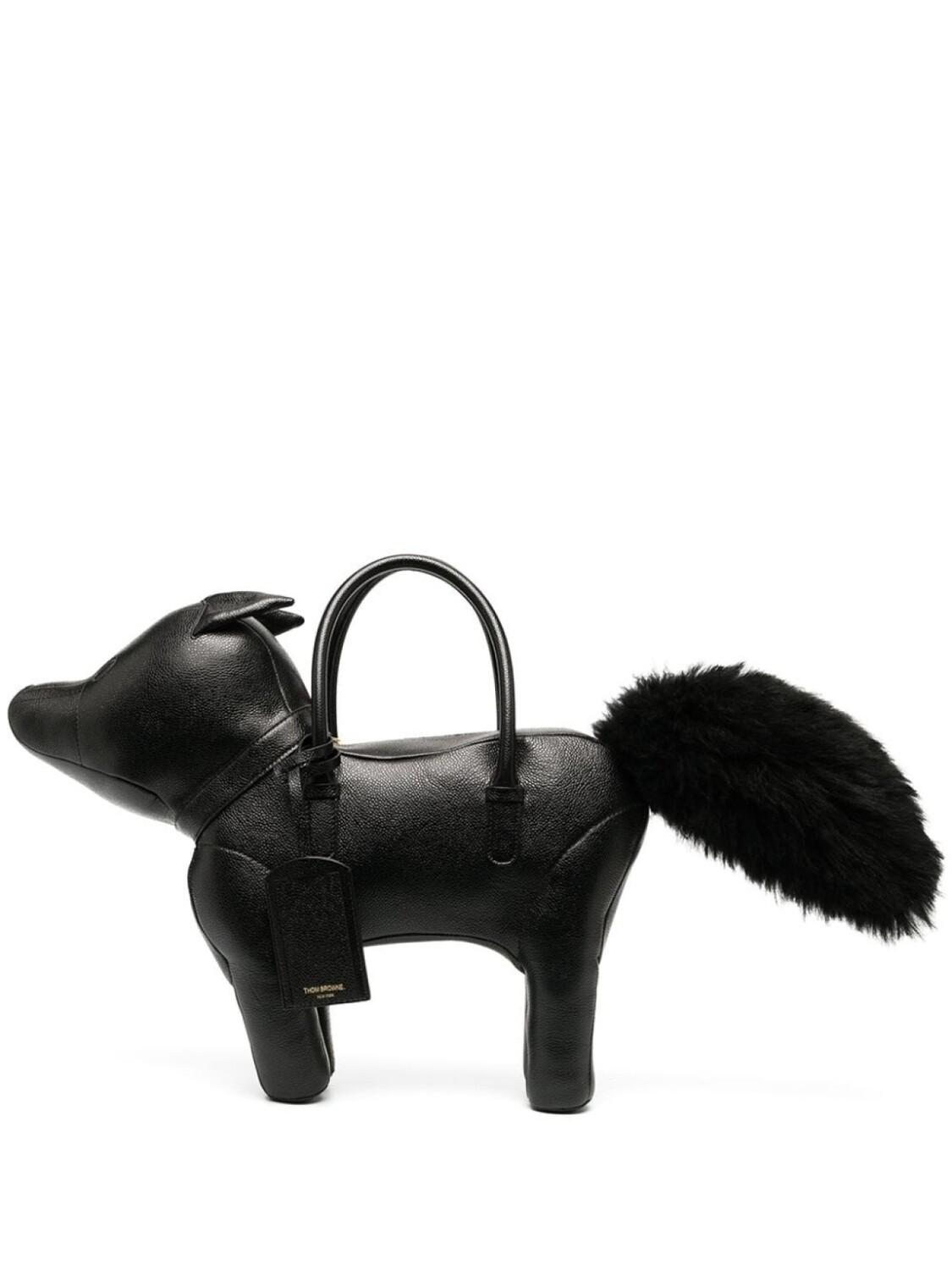 Thom Browne сУМКА FOX ИЗ КОЖИ PEBLE GRAIN
Thom Browne сУМКА FOX ИЗ КОЖИ PEBLE GRAIN