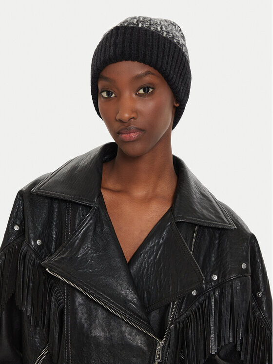 Кепка Calvin Klein, черный
Кепка Calvin Klein, черный