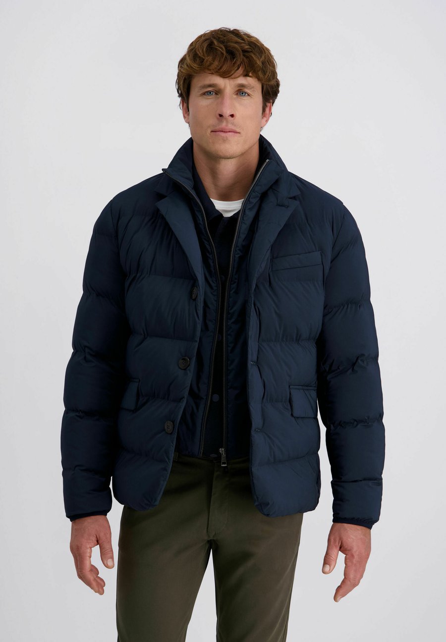 Куртка Pierre Cardin Winter jacket, Dunkelblau/Dark Blue
Куртка Pierre Cardin Winter jacket, Dunkelblau/Dark Blue