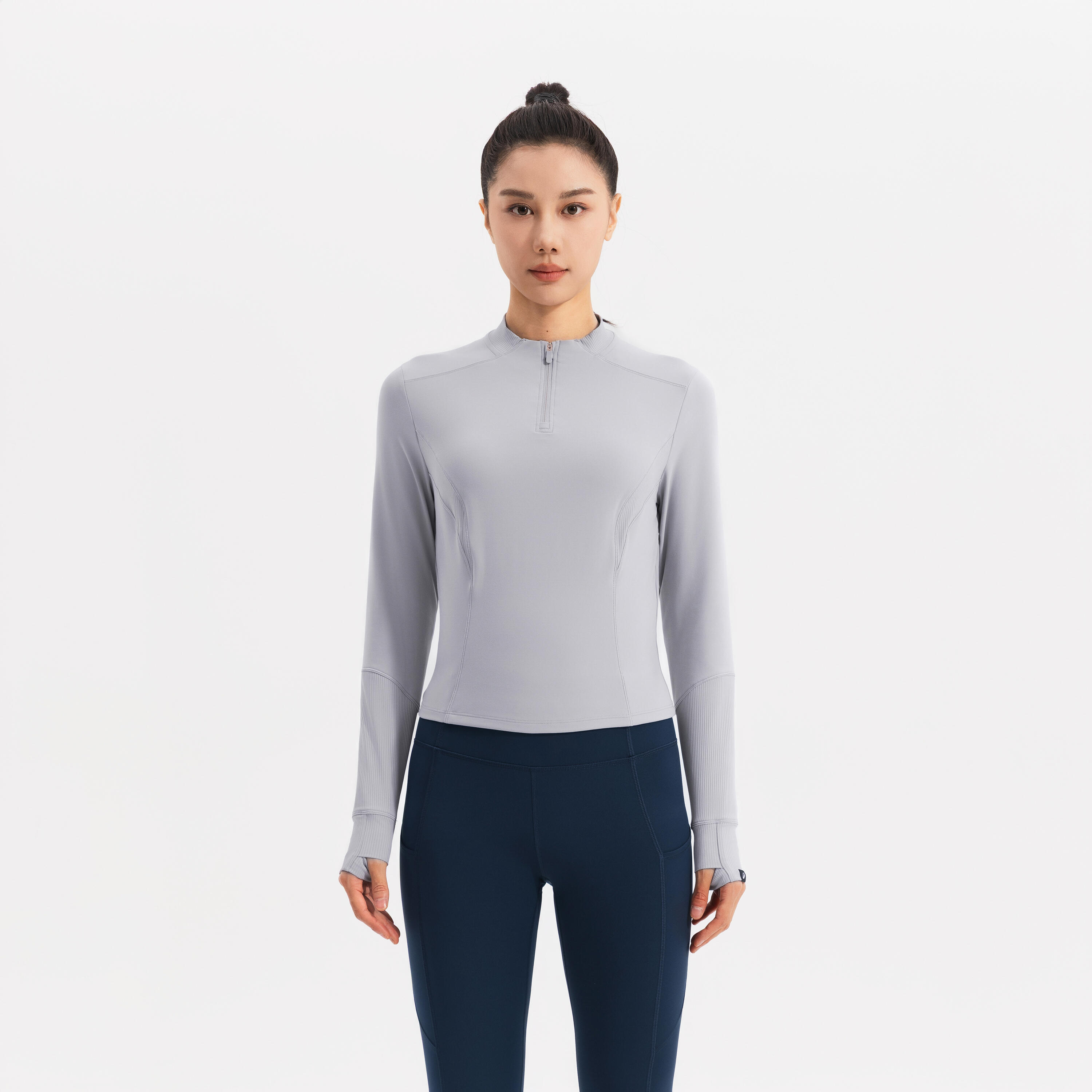 Женская полуприлегающая флисовая толстовка для интенсивных тренировок Domyos
Женская полуприлегающая флисовая толстовка для интенсивных тренировок Domyos