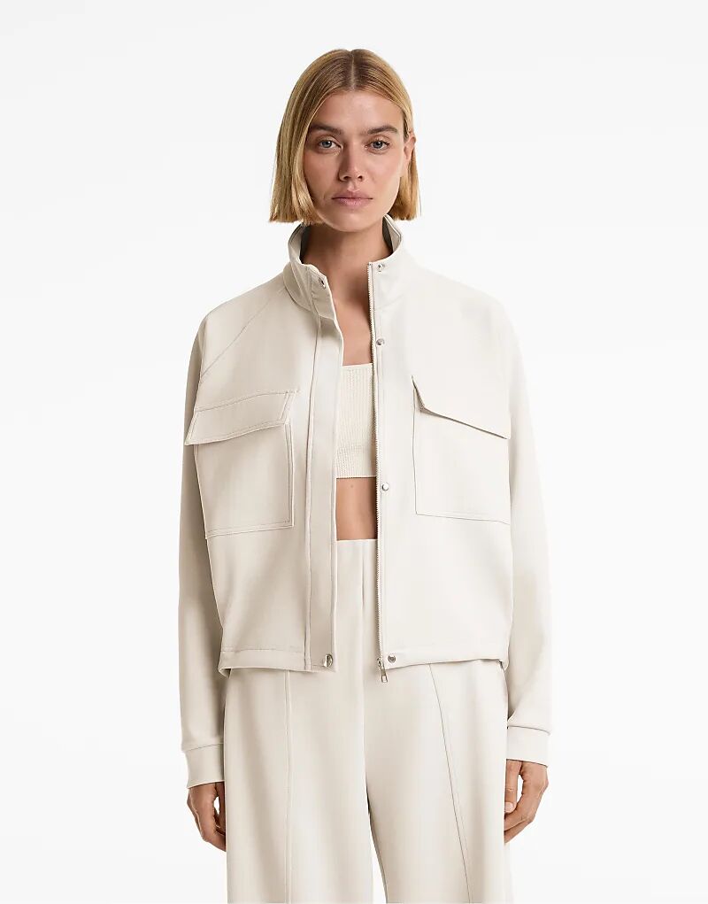 Куртка OYSHO Piqué с хлопком и карманами светло-розового цвета
Куртка OYSHO Piqué с хлопком и карманами светло-розового цвета