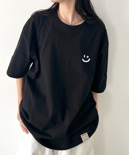 Футболка с коротким рукавом, логотип GRAVER OF ANAHEIM, черный
Футболка с коротким рукавом, логотип GRAVER OF ANAHEIM, черный