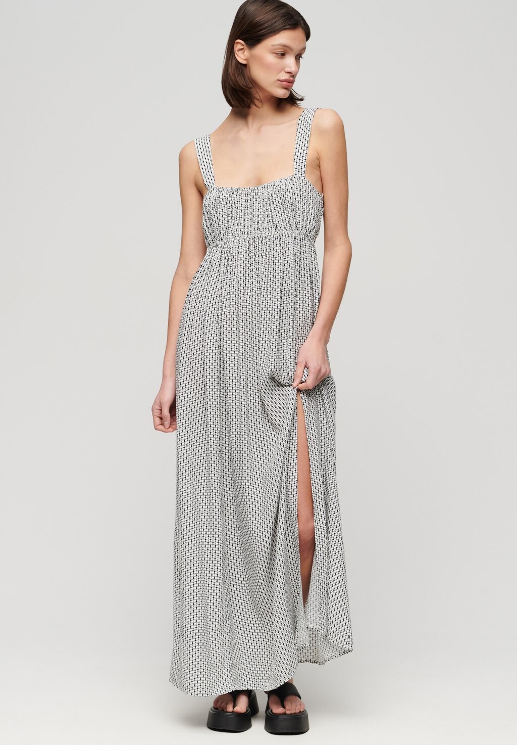 Длинное платье TIE BACK Superdry, белый
Длинное платье TIE BACK Superdry, белый