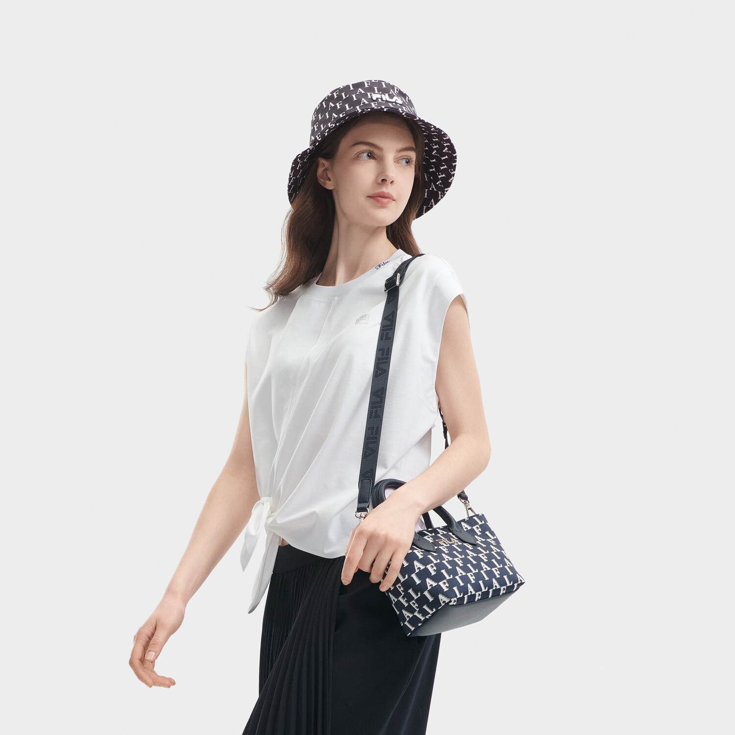 Футболка женская белая Fila
Футболка женская белая Fila