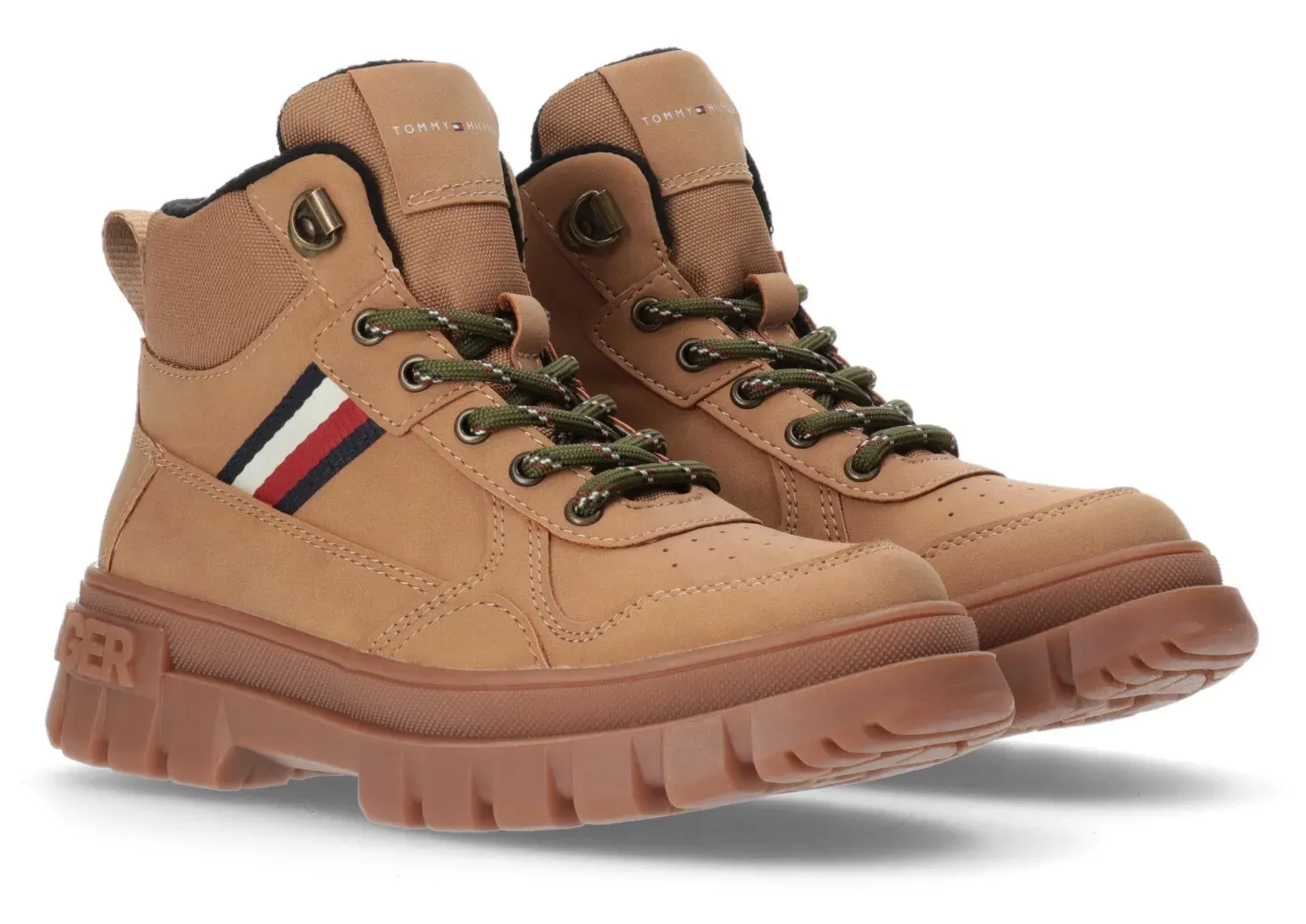 Зимние ботинки Tommy Hilfiger "STRIPES LACE-UP BOOTIE", на теплой подкладке, цвет Camel
Зимние ботинки Tommy Hilfiger "STRIPES LACE-UP BOOTIE", на теплой подкладке, цвет Camel